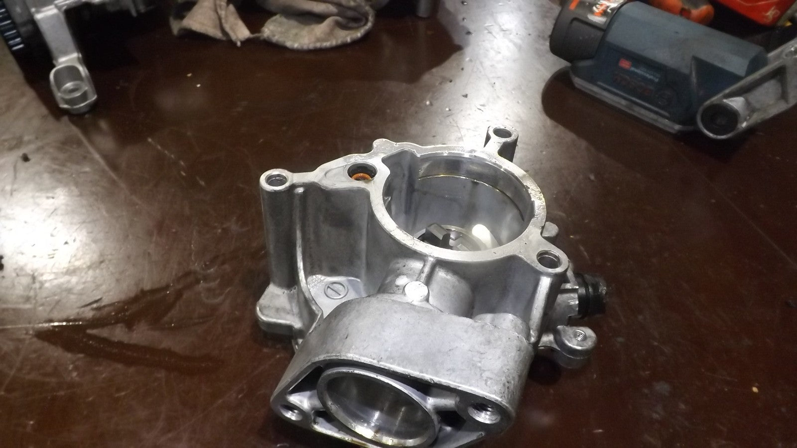 Original Audi S3 8V (A3)  Vakuumpumpe Unterdruckpumpe Pumpe 06L145100B