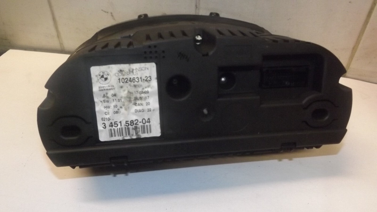 BMW X3 E83 2.0d Tacho Kombiinstrument 3451582-04  1024631-23