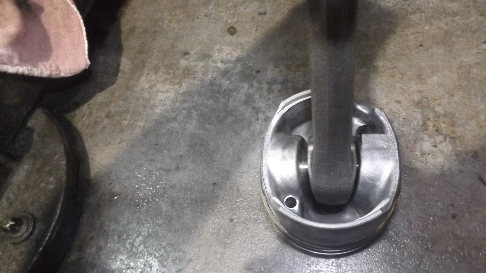 Kolben mit Pleuelstange für Audi VW 2,0 TDI Diesel DDD 140KW 190Ps