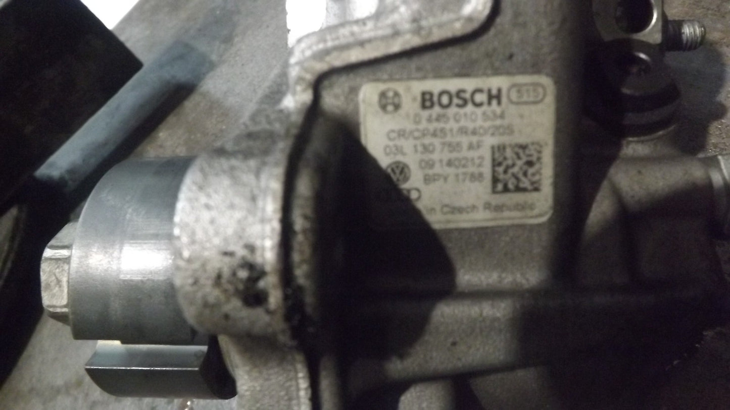Einspriztpumpe Hochdruckpumpe VW Audi Seat Skoda 2.0 TDI 03L130755AF 0445010534