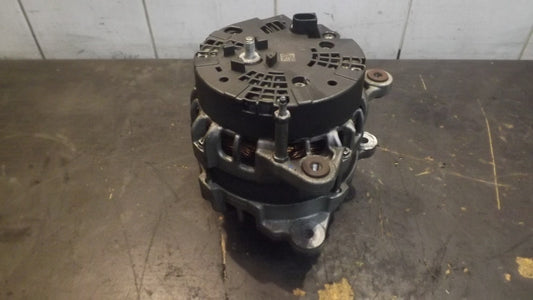 Original Volkswagen Passat T5 Crafter 2.0TDI Lichtmaschine Generator 03L903024F