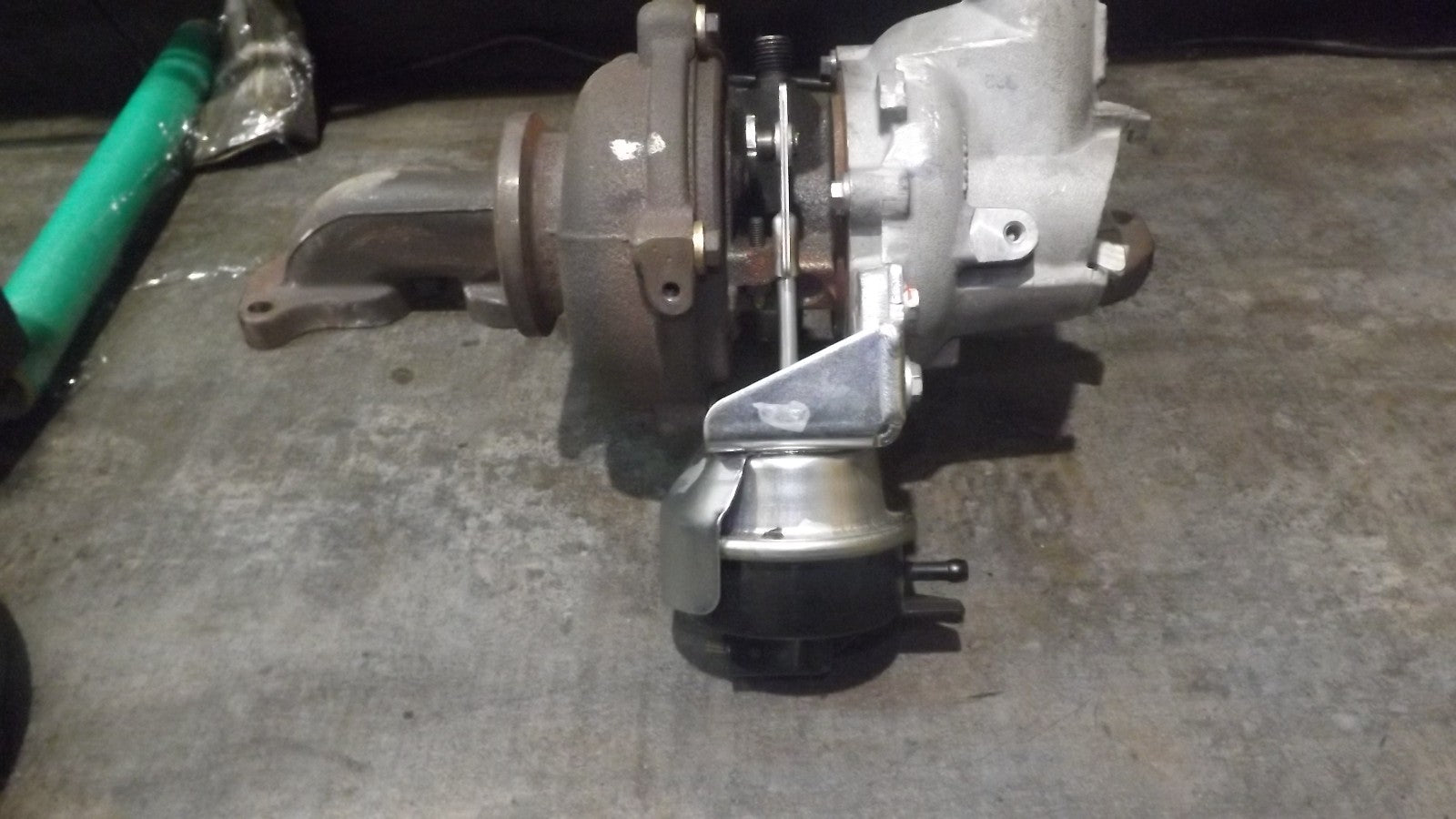 Turbolader 2.0 TDI Audi VW Skoda Seat 150PS 04L253010