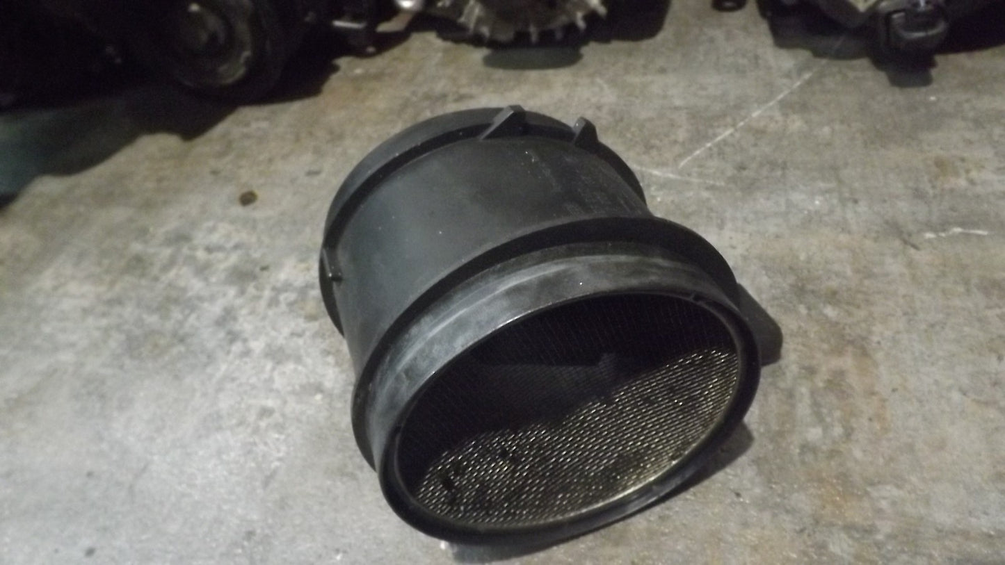 Luftmassenmesser BMW E90 E91 E92 E60 E61 E63 E64 X3 E83 X5 E70 X6 E71 0281002713