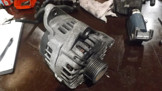 Lichtmaschine - BMW E70 E71 F10 F11 F16  7807187  220A