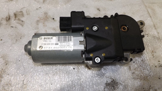 BMW Schiebedachmotor / Motor Schiebedach – 0390200053 / 67.61-6922652-05