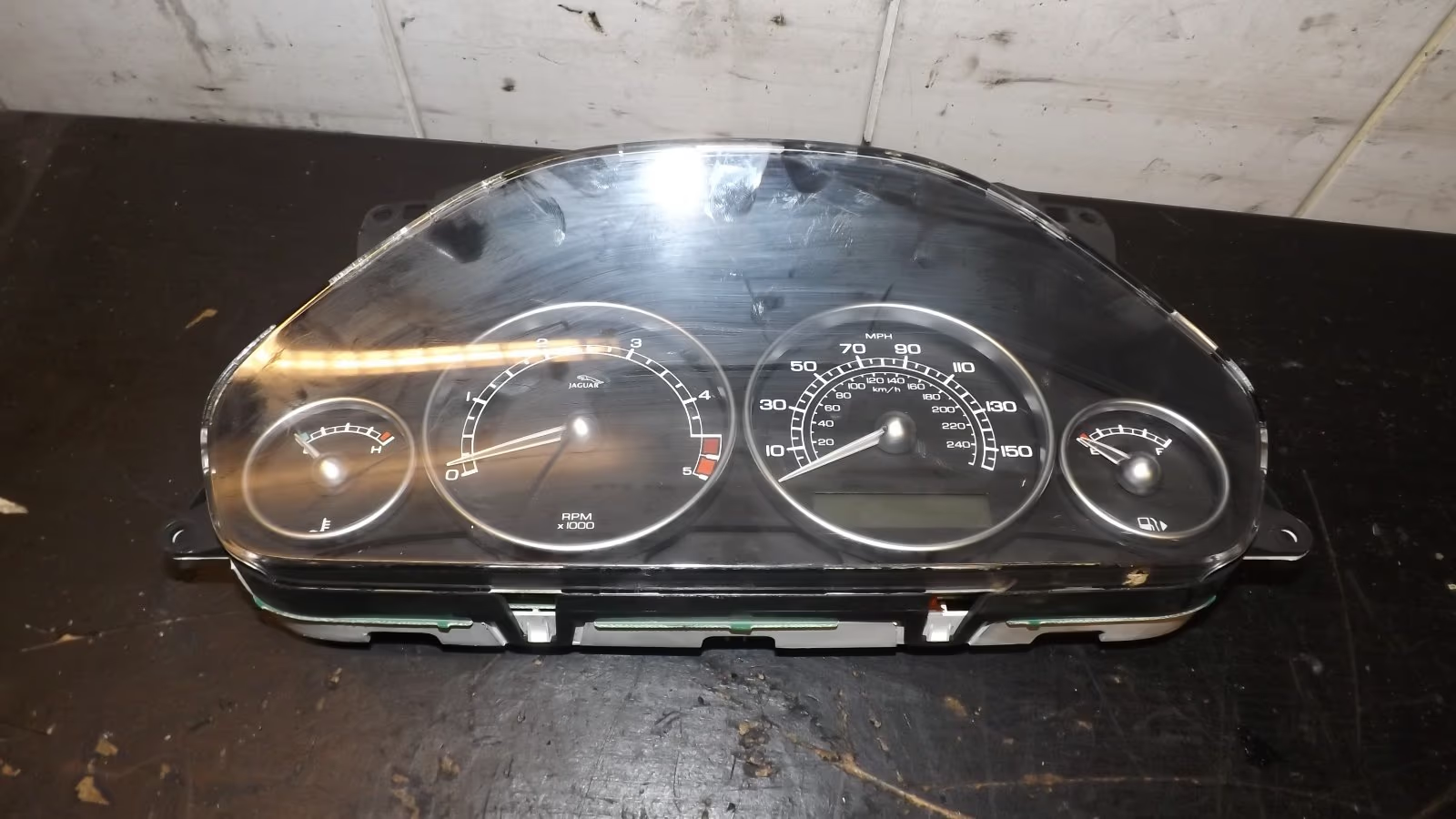 Original Jaguar Tacho Kombiinstrument 4X4F10849