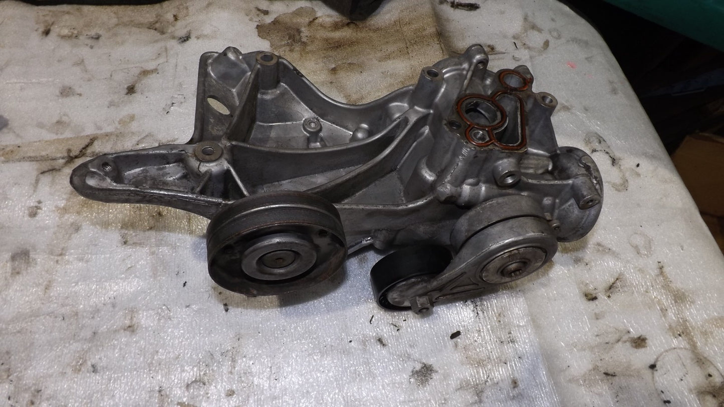 original Audi A4 8K A5 8T TFSI Ölfiltergehäuse Ölkühler 06H903143E