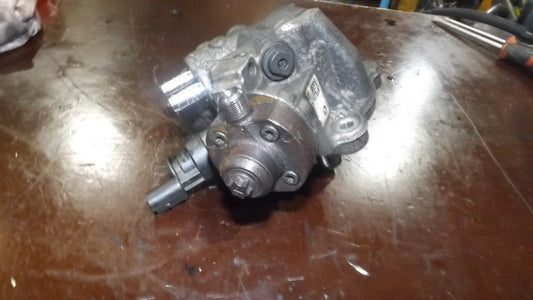 Hochdruckpumpe für BMW 3er F30 3,0 330d N57D30 N57 7823463 0445010634