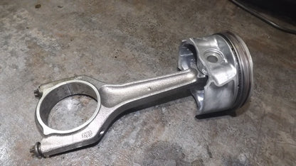 BMW 1er 3er E87 E90 E91 118i 120i 318i 320i N46 KOLBEN & PLEUEL 543 n46b20b