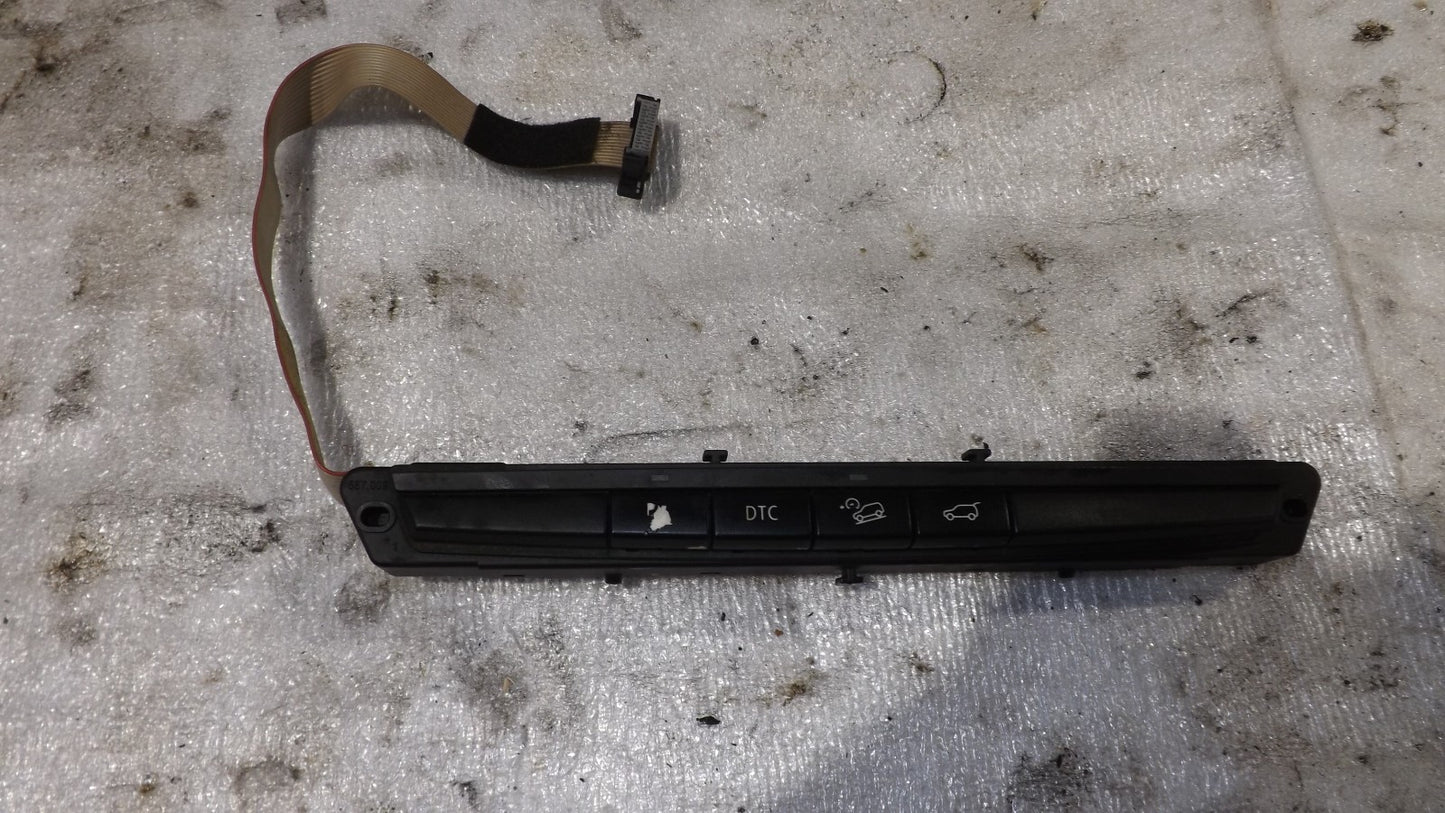 BMW X5 E70 X6 E71 PDC SCHALTER PDC SWITCH 6131918094602