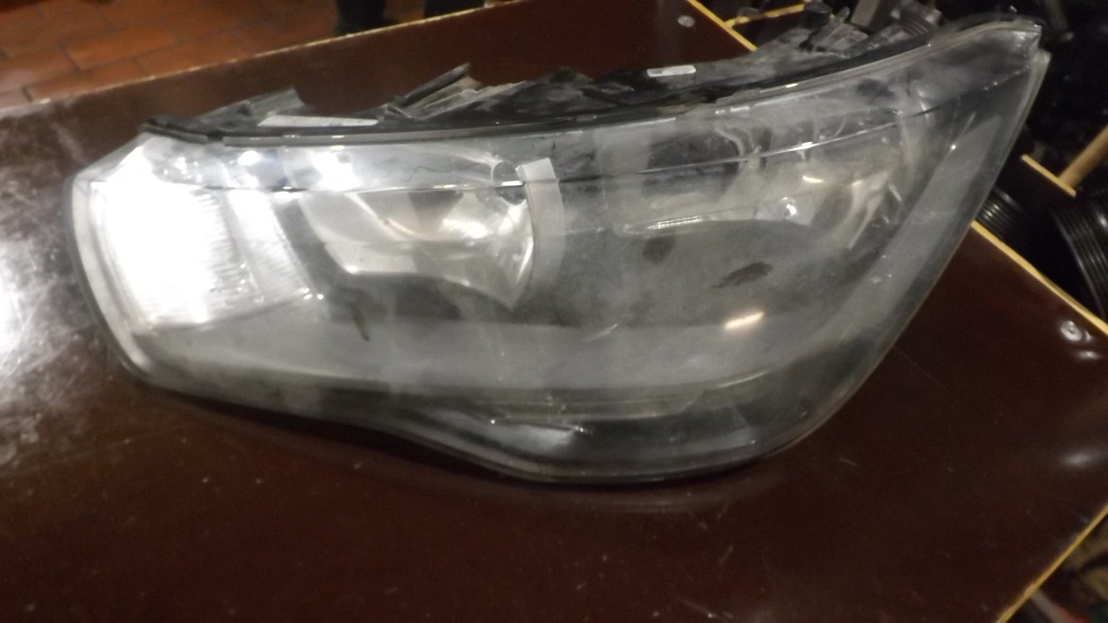 Audi A1 8X original Scheinwerfer links Halogen mit LWR 8X0941003 BJ2010