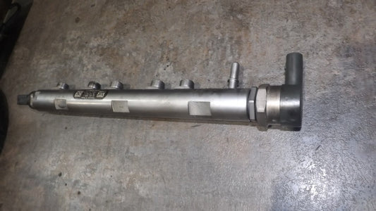 BMW 780912805 Einspritzleiste Bosch 780912802  2.0L Diesel N47 F30