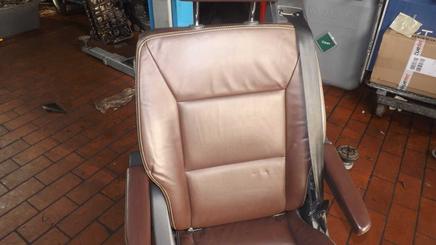 VW Multivan Sitz Sitz Braun Leder Armlehnen Isofix Hinten VW T5 T6