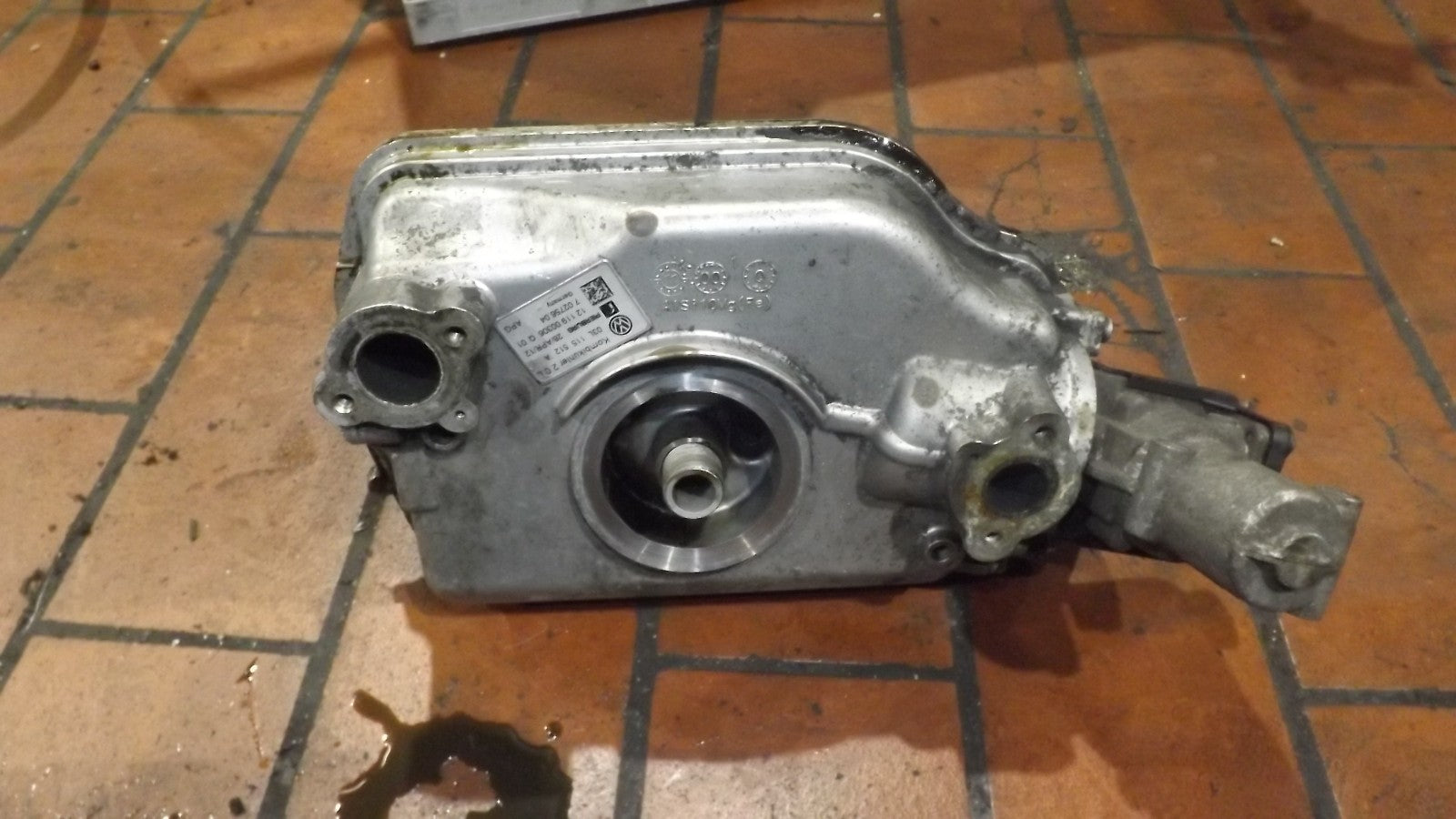 VW T5 FL 2.0 TDI Kombikühler AGR Abgaskühler 03L115512A