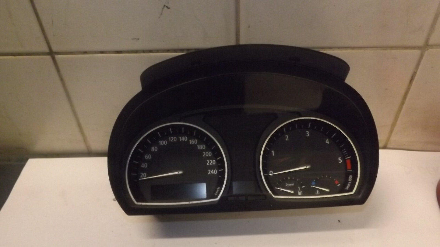 BMW X3 E83 2.0d Tacho Kombiinstrument 3451582-04  1024631-23