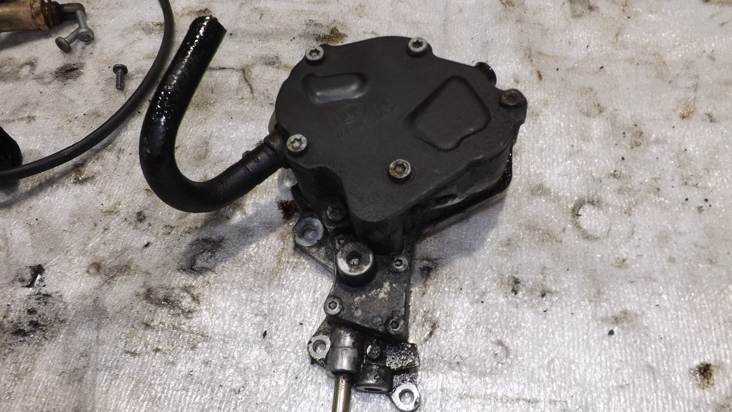 VW Golf Bora Audi 1,9TDI LUK Vakuumpumpe Kraftstoffpumpe 038145209A