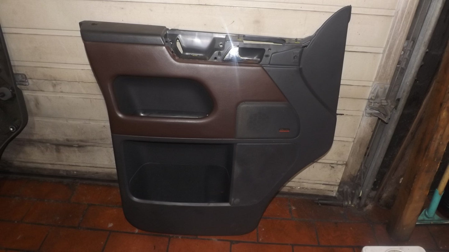 VOLKSWAGEN MULTIVAN T5 Bj 2012 Türverkleidung vorne recht