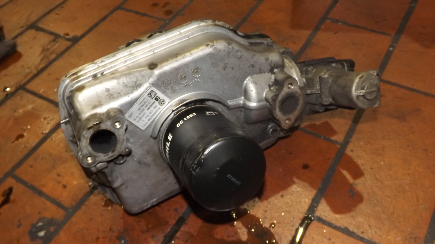 VW T5 FL 2.0 TDI Kombikühler AGR Abgaskühler 03L115512C
