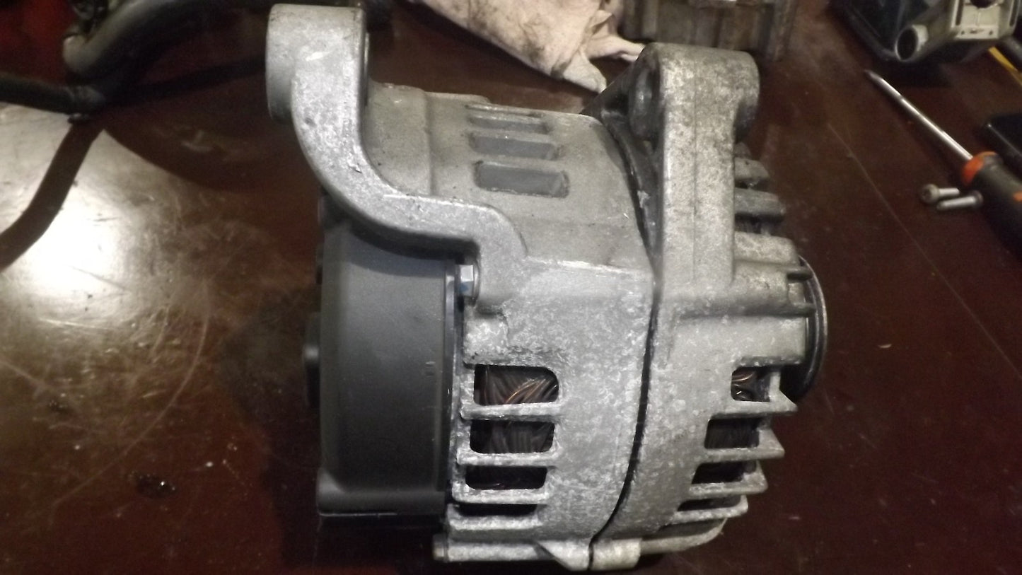 Lichtmaschine - BMW E70 E71 F10 F11 F16  7807187  220A