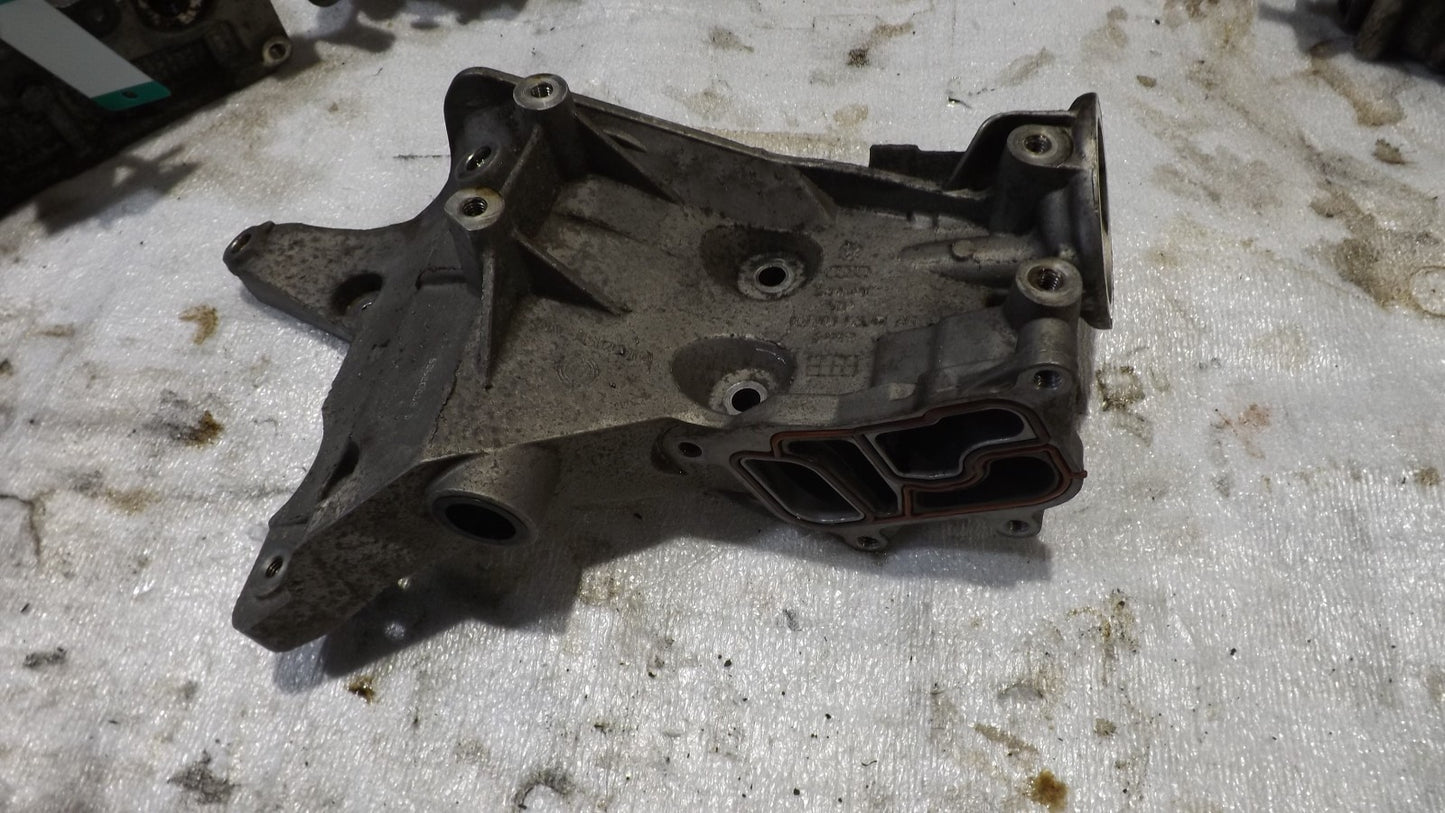 Audi VW Skoda 2.0 TFSI Öl Filter Gehäuse 06J903143AG