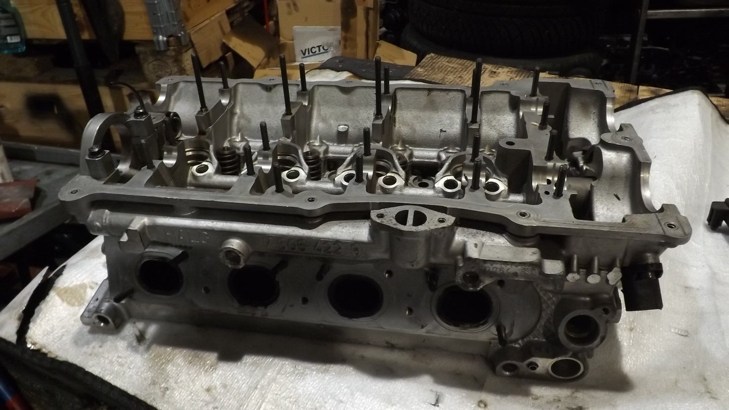 Zylinderkopf Kopf N46B20B / 75054229 Original BMW E87 E90 E91