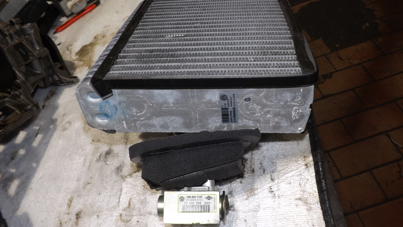 Klimaverdampfer Verdampfer für Audi Q7 VW Transporter T5 Touareg 7H1820101E