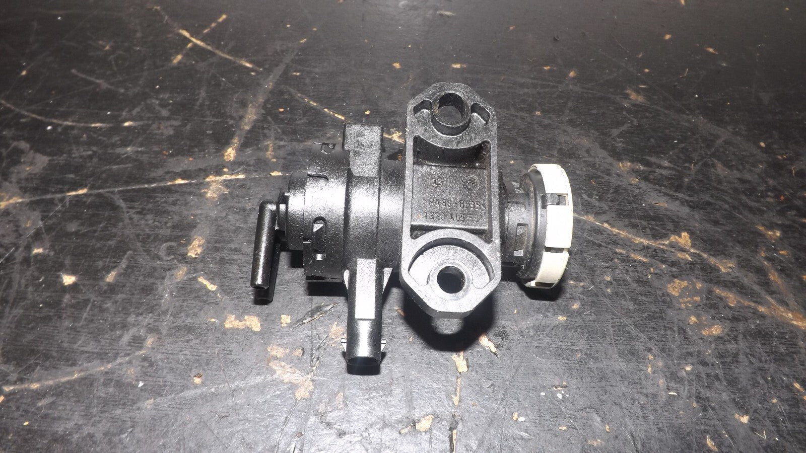 Original BMW F20 F30 E90 F31 G30 Magnetventil 8509323