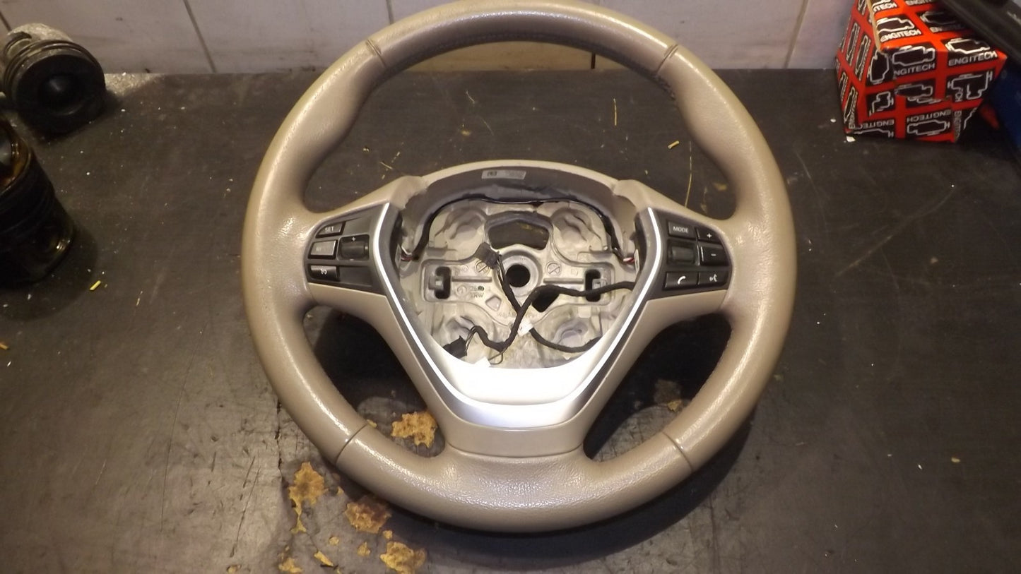 Original BMW F20 F30 Sportlenkrad ohne Airbag Totenwinkelassistent Tempomat