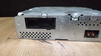 Steuergerät Radio Navi Bluetooth Radiohybrid TV Tuner 7L6919148A VW T5 Multivan