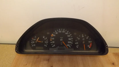Mercedes W210 Tacho Kombiinstrument - 2105405147