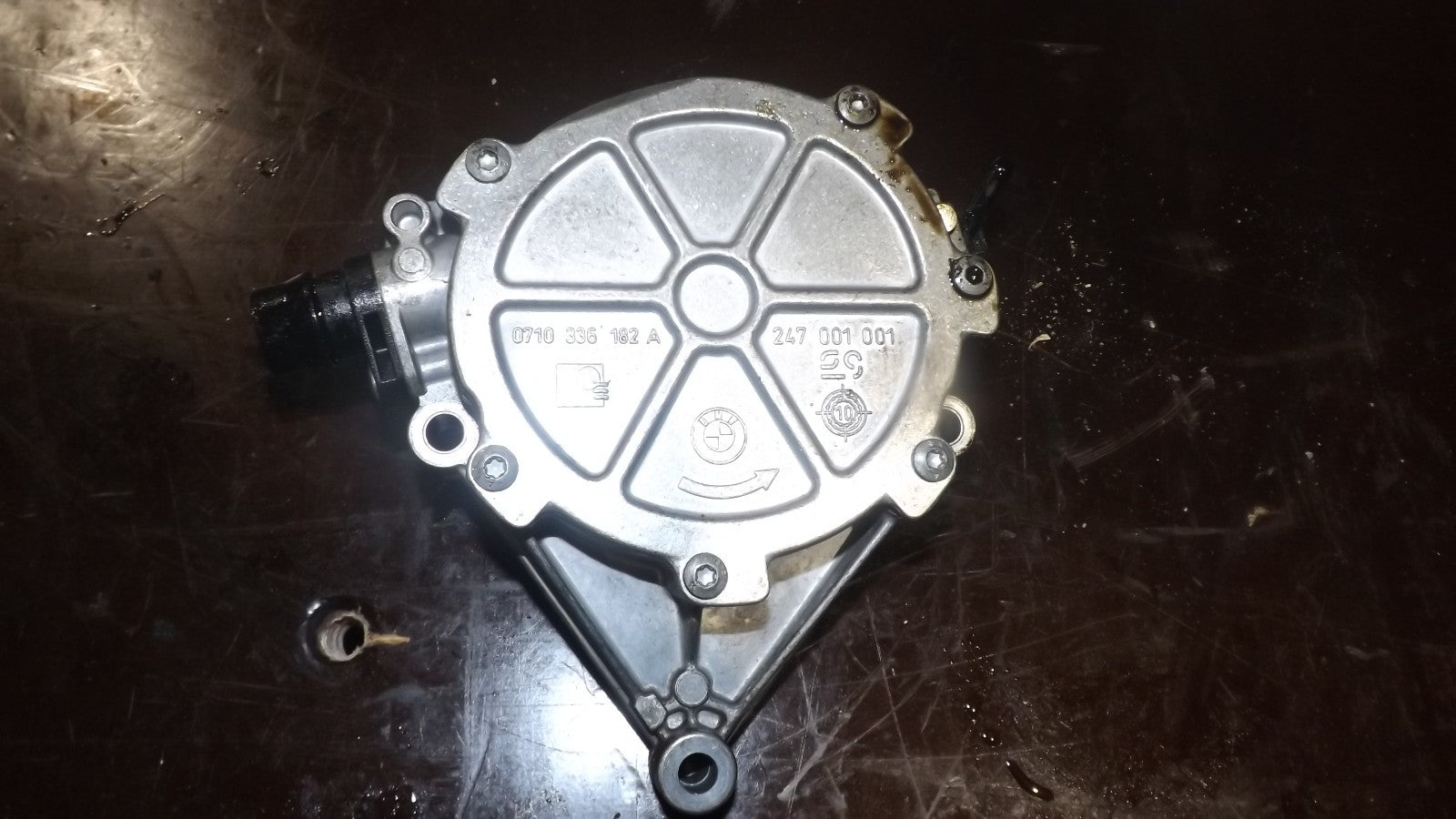 Vakuumpumpe 0710336182A  BMW 3er F34 328i BMW 2.0 28 i xDrive N20B20A N20