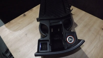 VW T5 T5.2 Aufbewahrungsfach Becherhalter Steckdose Original 7E5858601A