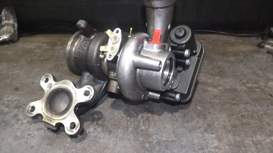 VW GOLF VII SEAT LEON III 1.5 TSI 150PS Turbo Turbolader 05E145701K