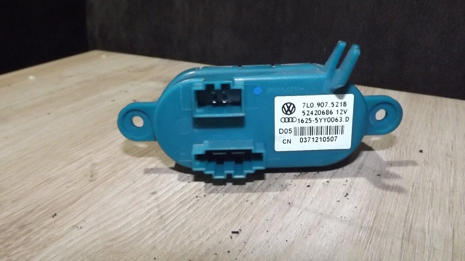 Gebläseregler Widerstand für VW T5 Touareg Sharan Amarok Audi Q7 Seat 7L0907521B