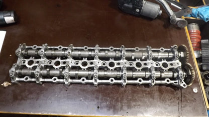 BMW F10 X5 X6 330d 530d 535d N57 N57D30 NOCKENWELLENGEHÄUSE NOCKENWELLE 7800044