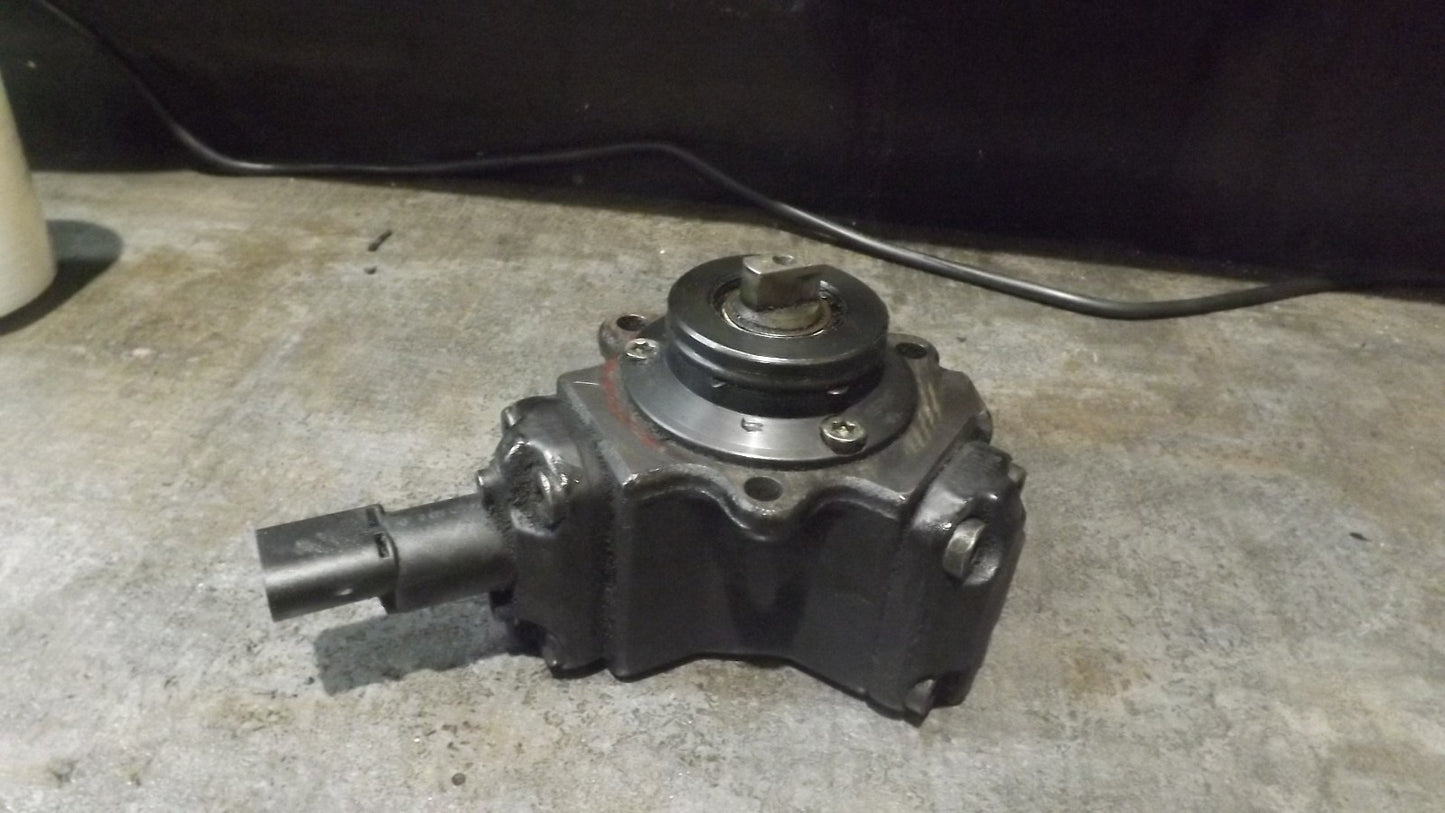 Mercedes Benz Einspritzpumpe Pumpe Hochdruckpumpe A6110700601E 0445010013