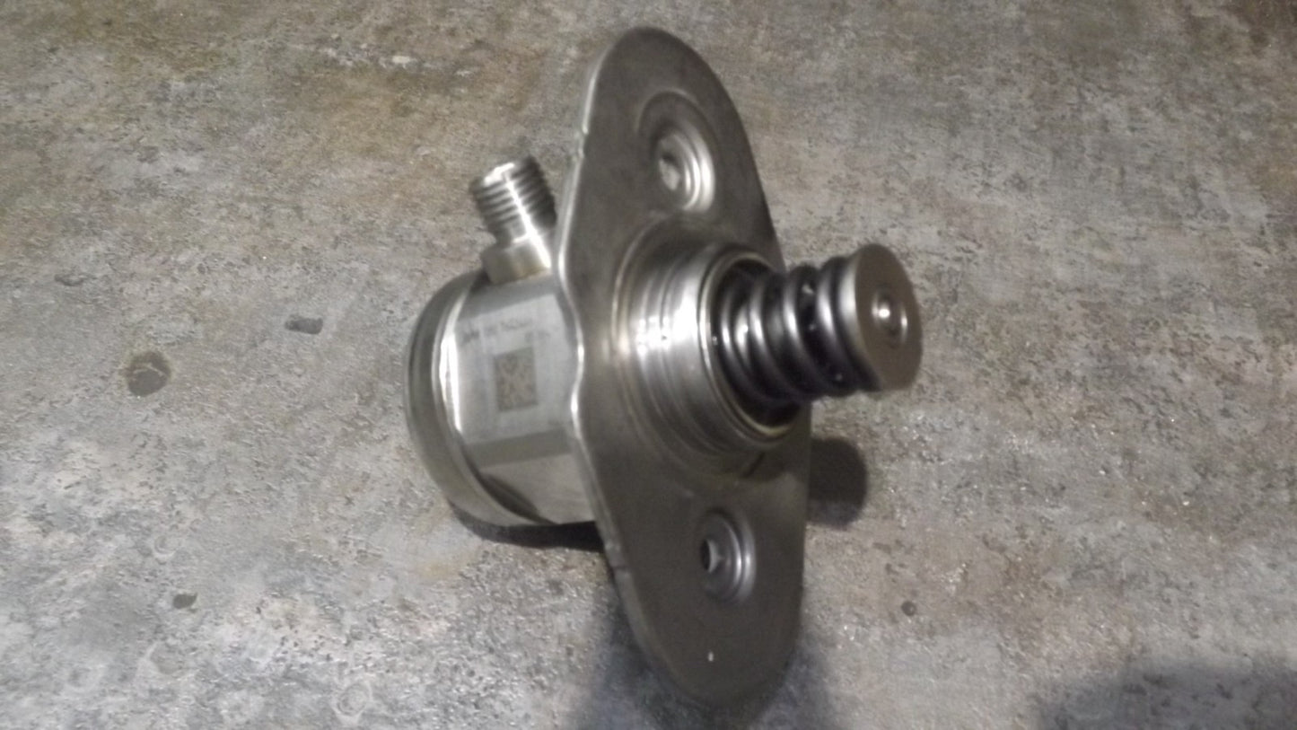Hochdruckpumpe BMW 1er 120i 125i F20 2er 220i 230i F22 B48B20B 13517642466
