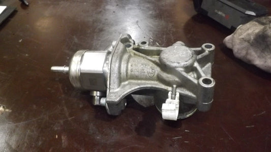 Einspritzpumpe BMW 1ER 3ER F20 116i N13 N13B16A Hochdruckpumpe 7607159 8605103