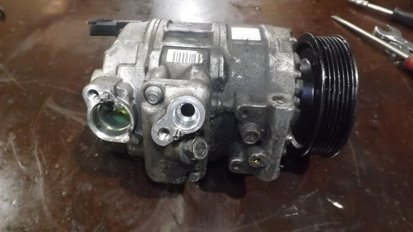 Klimakompressor für VW Passat Golf Jetta Caddy Audi A3 A6 Seat Skoda 1K0820859S