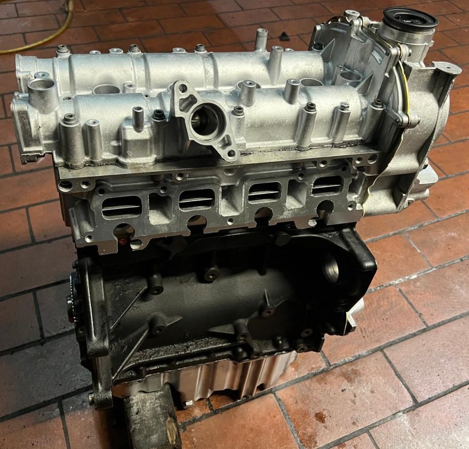 VW Jetta V 1.6 FSI 85Kw Generalüberholt Motor BLF